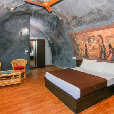 Cavern Cave Resort